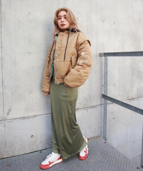 FIG&VIPER（フィグアンドバイパー）の「マルチWAY MID MA-1（MA-1・レディース・ブラック/ベージュ/パープル・FREE）」の10枚目の写真