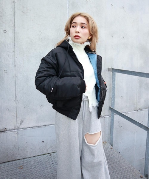 FIG&VIPER（フィグアンドバイパー）の「マルチWAY MID MA-1（MA-1・レディース・ブラック/ベージュ/パープル・FREE）」の21枚目の写真