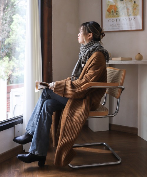 UNE MANSION(ユヌマンション)の「ハウンドトゥースチェック切りっぱなしマフラー(マフラー・レディース・ブラック/アイボリー/ブラウン/ミント・ONE SIZE)」の10枚目の写真