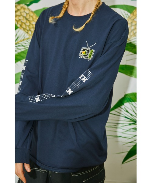 AlexanderLeeChang（アレキサンダーリーチャン）の「AlexanderLeeChang/アレキサンダーリーチャン ELECT LT 袖グラフィック ロゴロンT 長袖（Tシャツ/カットソー・メンズ・ホワイト/ネイビー/イエロー・2/4/3）」の22枚目の写真