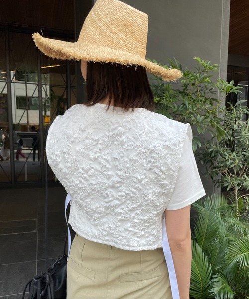 StyleSea(スタイルシー)の「ふくれジャガードショートジレ&Tシャツセット(ベスト・レディース・ブラック/オフホワイト/ピンクベージュ/ライトベージュ・MEDIUM)」の12枚目の写真