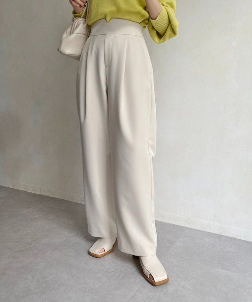 CAPRICIEUX LE'MAGE（カプリシューレマージュ）の「Vカットベルトパンツ（その他パンツ・レディース・ホワイト系その他/ブラック/モカ・36/38）」の2枚目の写真