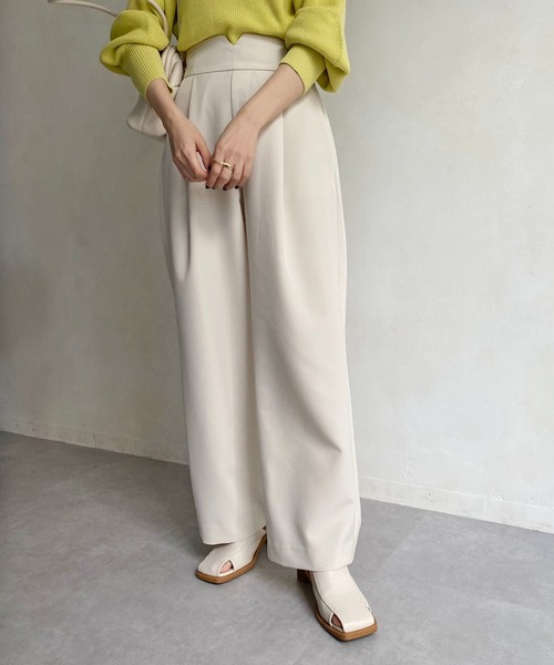 CAPRICIEUX LE'MAGE（カプリシューレマージュ）の「Vカットベルトパンツ（その他パンツ・レディース・ホワイト系その他/ブラック/モカ・36/38）」の5枚目の写真