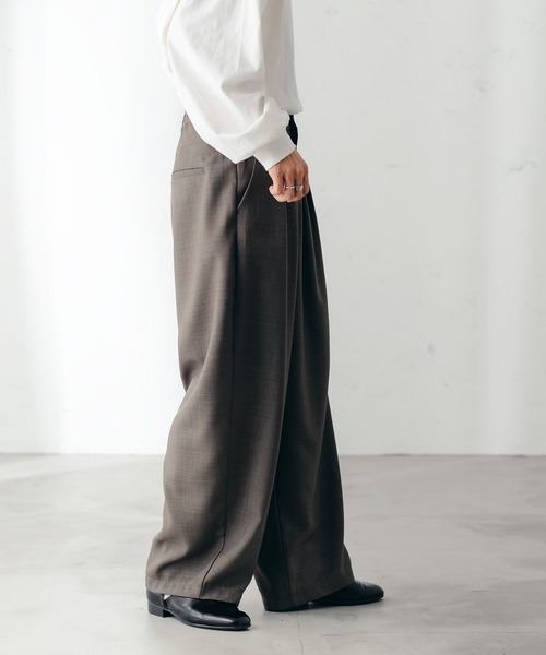 epnok(エプノック)の「メランジツイルバギーワイドパンツ(スラックス・メンズ・チャコールグレー/グレイッシュベージュ/グレイッシュブルー・SMALL/MEDIUM/LARGE)」の5枚目の写真