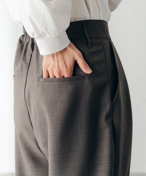 epnok(エプノック)の「メランジツイルバギーワイドパンツ(スラックス・メンズ・チャコールグレー/グレイッシュベージュ/グレイッシュブルー・SMALL/MEDIUM/LARGE)」の17枚目の写真