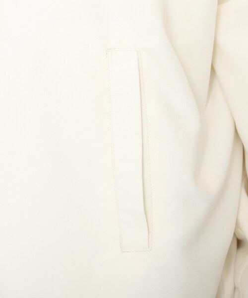 Cutie Blonde（キューティーブロンド）の「◆【S-LL】BIGフードマンパ（ブルゾン・レディース・アイボリー/ライトグリーン/ベージュ・01/02/03/04）」の10枚目の写真