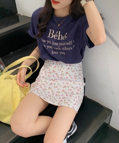 LAC-VERT（ラック・ヴェール）の「【累計販売枚数1万枚突破】Bebe刺繍カラーロゴＴシャツ（Tシャツ/カットソー・レディース・ブラック/ネイビー/アイボリー/グレー/ピンク/ホワイト/ブルー/イエロー・FREE）」の11枚目の写真