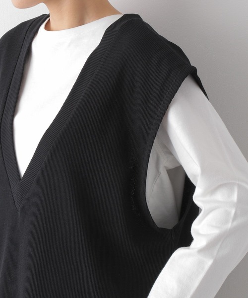 LEPSIM（レプシィム）の「フカVネックカットベスト　272692（ベスト・レディース・ブラック/グリーン/グレイッシュベージュ/イエロー/オフホワイト・FREE/TALL）」の22枚目の写真