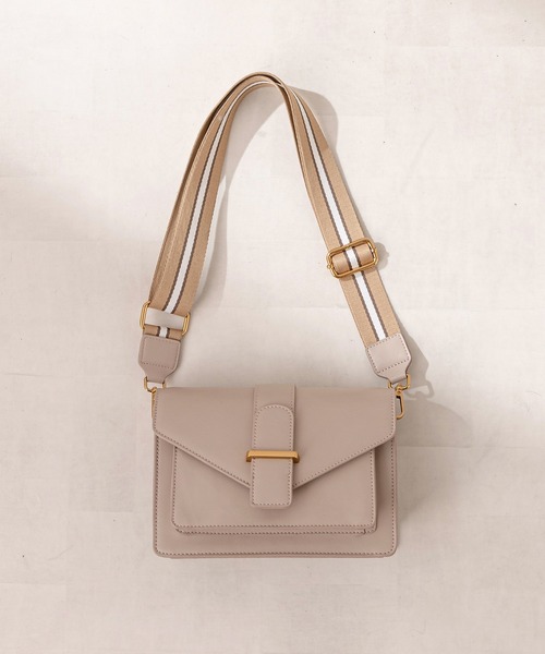 OLIVE des OLIVE(オリーブデオリーブ)の「ラインベルトショルダー(ショルダーバッグ・レディース・ベージュ/オフホワイト/サックスブルー・FREE)」の3枚目の写真