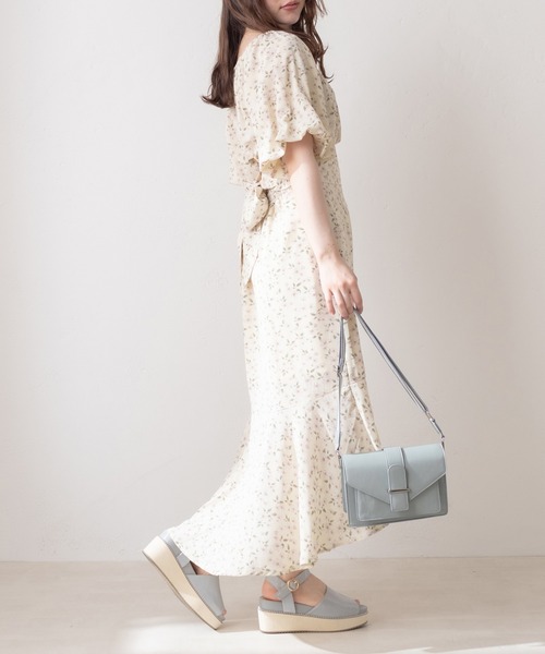 OLIVE des OLIVE(オリーブデオリーブ)の「ラインベルトショルダー(ショルダーバッグ・レディース・ベージュ/オフホワイト/サックスブルー・FREE)」の7枚目の写真