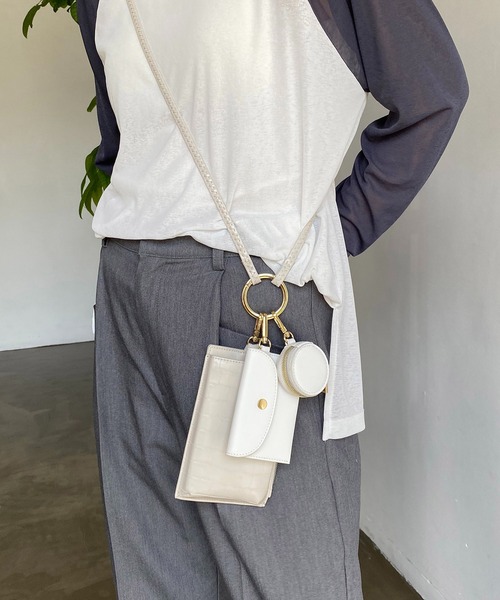 CAPRICIEUX LE'MAGE（カプリシューレマージュ）の「多機能スマホショルダー（ショルダーバッグ・レディース・ホワイト/ブラック/モカ/グリーン・FREE）」の10枚目の写真