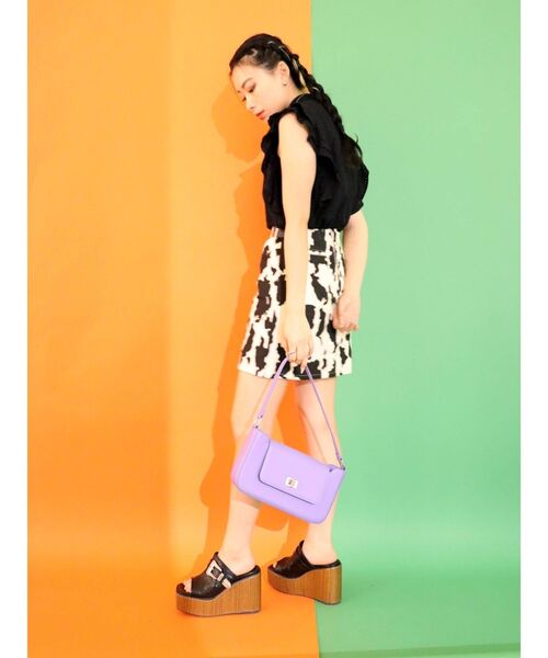 EVRIS（エヴリス）の「コットンレースラッフルノースリーブトップス（タンクトップ・レディース・ホワイト/ブラック/オレンジ・FREE）」の17枚目の写真