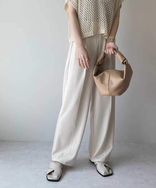 LE MORE（リモア）の「アシメクロスサンダル（サンダル・レディース・ブラック/アイボリー・24.5cm/24.0cm/25.0cm/23.5㎝/23.5cm/23.0cm）」の9枚目の写真