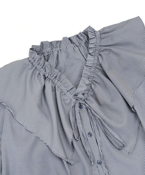 sango(sango)の「先染めストライプフリルブラウス(シャツ/ブラウス・レディース・ネイビー/ライトブルー/ホワイト・FREE)」の10枚目の写真