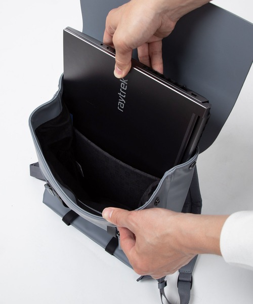 GASTON LUGA(ガストンルーガ)の「GASTON LUGA SPLASH 13 BACKPACK 12L ガストンルーガ スプラッシュ 13 バックパック(バックパック/リュック・メンズ・ホワイト/ブラック/グレー/オリーブ/イエロー・FREE)」の14枚目の写真