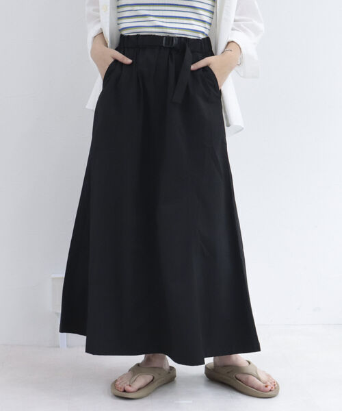 fredy repit（フレディレピ）の「ベルト付きナイロンロングスカート（スカート・レディース・カーキ/パープル/ブラック/ベージュ・38）」の2枚目の写真