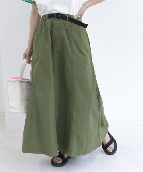 fredy repit（フレディレピ）の「ベルト付きナイロンロングスカート（スカート・レディース・カーキ/パープル/ブラック/ベージュ・38）」の8枚目の写真