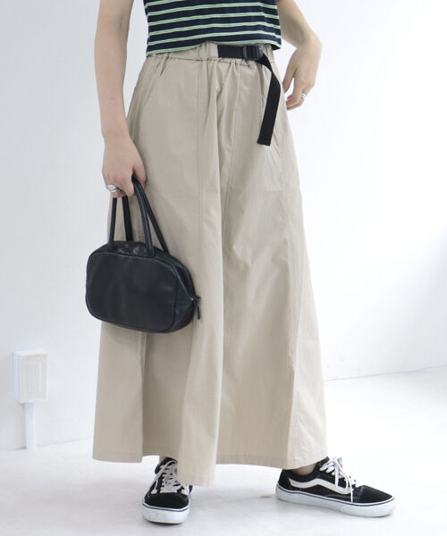 fredy repit（フレディレピ）の「ベルト付きナイロンロングスカート（スカート・レディース・カーキ/パープル/ブラック/ベージュ・38）」の11枚目の写真