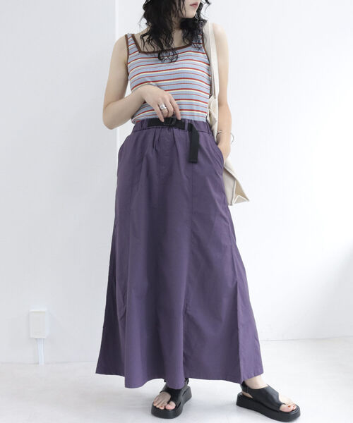 fredy repit（フレディレピ）の「ベルト付きナイロンロングスカート（スカート・レディース・カーキ/パープル/ブラック/ベージュ・38）」の18枚目の写真