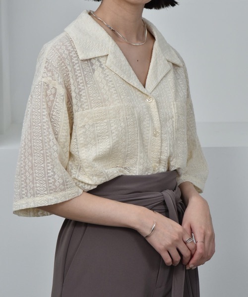 lawgy(ラウジー)の「pattern see through shirt(シャツ/ブラウス・レディース・ブラック/ベージュ/アイボリー・FREE)」の16枚目の写真