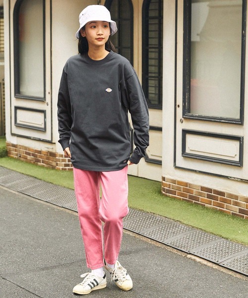 Dickies(ディッキーズ)の「Dickies/ディッキーズ ロゴワッペン刺繍 ビッグシルエット長袖Tシャツ(Tシャツ/カットソー・メンズ・グレー系その他/ブラウン系その他/グリーン/ブラック/ホワイト/マスタード/スミクロ/ブルー・L/M/XL)」の19枚目の写真