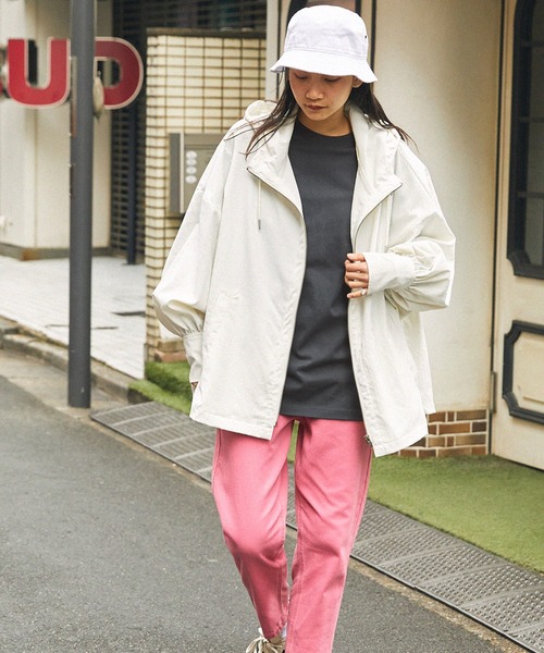Dickies(ディッキーズ)の「Dickies/ディッキーズ ロゴワッペン刺繍 ビッグシルエット長袖Tシャツ(Tシャツ/カットソー・メンズ・グレー系その他/ブラウン系その他/グリーン/ブラック/ホワイト/マスタード/スミクロ/ブルー・L/M/XL)」の20枚目の写真
