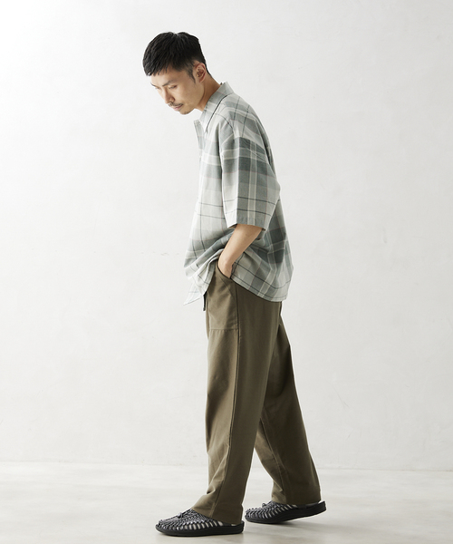 JOURNAL STANDARD relume（ジャーナルスタンダード　レリューム）の「EDOMOND/COOL TOUCH ベイカーパンツ（その他パンツ・メンズ・オリーブ/ブラック系その他/ベージュ系その他・MEDIUM/LARGE）」の18枚目の写真