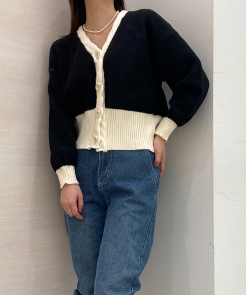 solleim(ソルレム)の「バイカラークロップドニットカーディガン(カーディガン/ボレロ・レディース・ブラック/グリーン・M)」の4枚目の写真