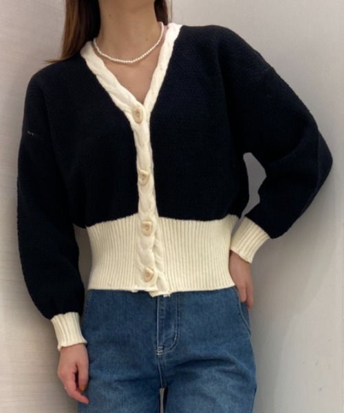solleim(ソルレム)の「バイカラークロップドニットカーディガン(カーディガン/ボレロ・レディース・ブラック/グリーン・M)」の11枚目の写真