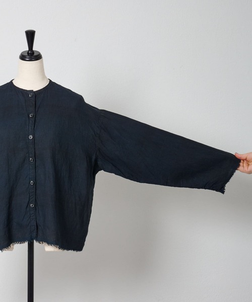 BEARDSLEY（ビアズリー）の「奄美泥藍染ブラウス（シャツ/ブラウス・レディース・インディゴブルー・FREE）」の15枚目の写真