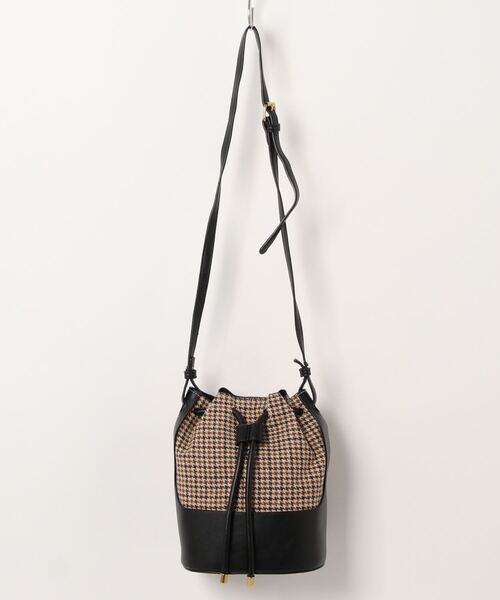 flower(フラワー)の「クラシカルチェックバッグ(ショルダーバッグ・レディース・ブラック・FREE)」の6枚目の写真