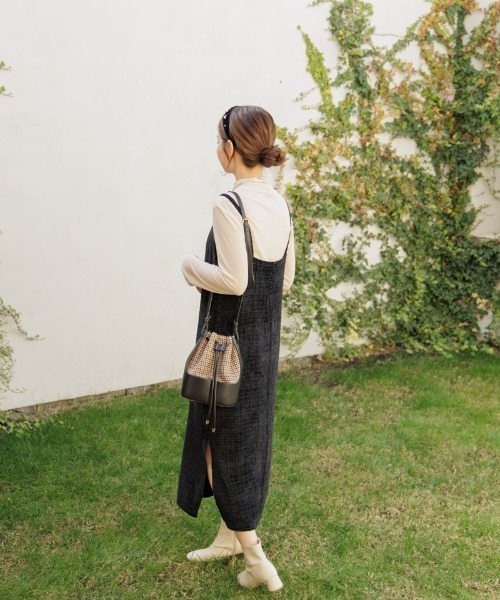 flower(フラワー)の「クラシカルチェックバッグ(ショルダーバッグ・レディース・ブラック・FREE)」の9枚目の写真