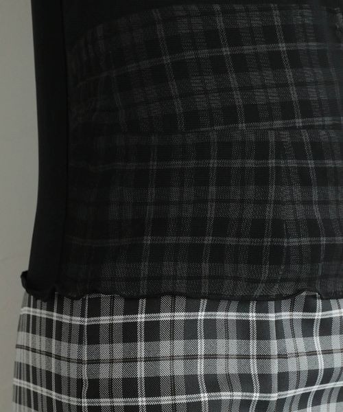 mysty woman（ミスティウーマン）の「クシュクシュスリーブシアープルオーバー（Tシャツ/カットソー・レディース・ホワイト/ブラック/モカ/グリーン/アイボリー・FREE）」の13枚目の写真