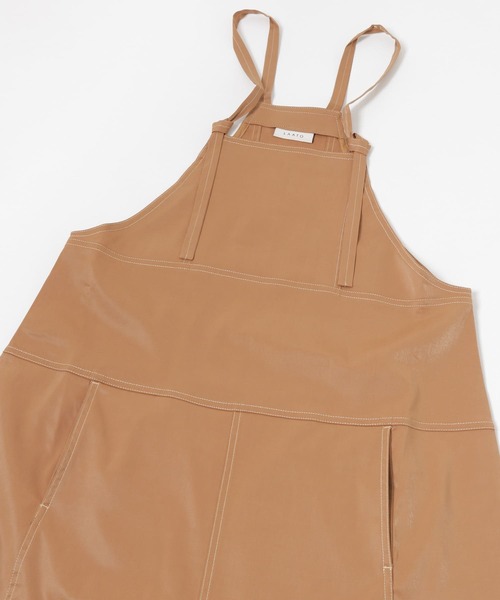 LAATO（ラート）の「APRON CAMI ONE PIECE（ワンピース・レディース・ブラック/キャメル・FREE）」の6枚目の写真