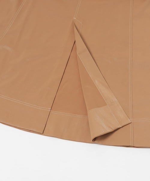 LAATO（ラート）の「APRON CAMI ONE PIECE（ワンピース・レディース・ブラック/キャメル・FREE）」の8枚目の写真