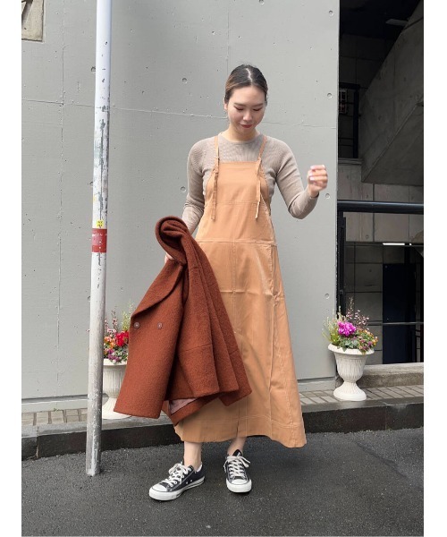 LAATO（ラート）の「APRON CAMI ONE PIECE（ワンピース・レディース・ブラック/キャメル・FREE）」の11枚目の写真