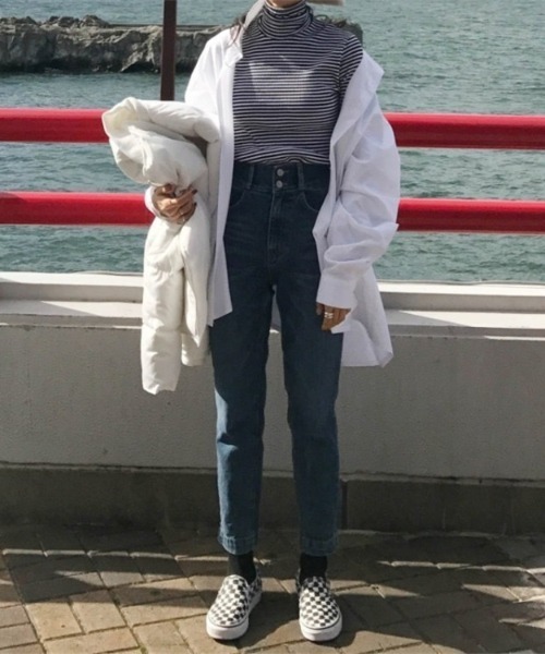 yuue' ( wear )（ユーイ）の「オーバーサイズ ビッグシルエット ロングスリーブシャツ（シャツ/ブラウス・レディース・ホワイト・M/XL/L）」の4枚目の写真