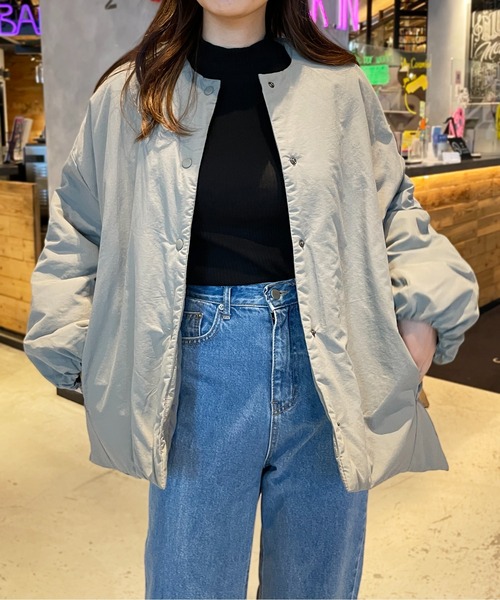 StyleSea(スタイルシー)の「サイドファスナーボリュームスリーブ ブルゾン(ノーカラージャケット・レディース・ブラック/グレー/カーキ/アイボリー・MEDIUM)」の22枚目の写真