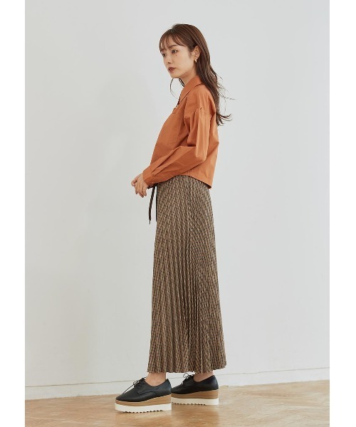 N WITH.(エヌウィズ)の「チェック柄プリーツマキシスカート(スカート・レディース・カーキブラウン/ブルー・MEDIUM)」の4枚目の写真