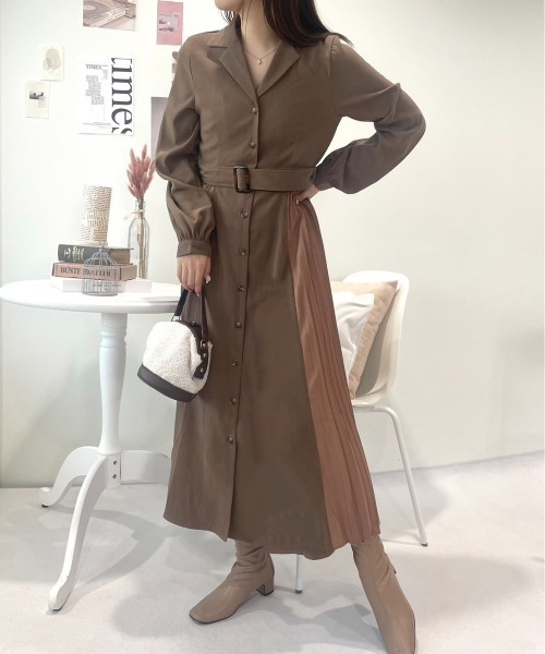 CECIL McBEE(セシルマクビー)の「サイドプリーツ開襟ワンピース(ワンピース・レディース・ブラック/ピンク/モカ/カーキ・MEDIUM)」の9枚目の写真