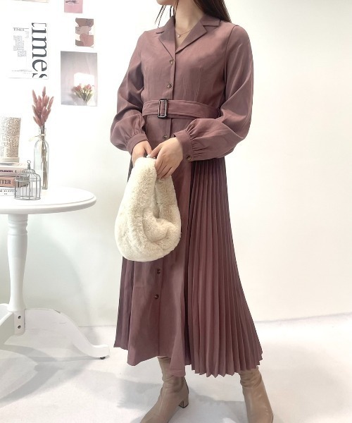 CECIL McBEE(セシルマクビー)の「サイドプリーツ開襟ワンピース(ワンピース・レディース・ブラック/ピンク/モカ/カーキ・MEDIUM)」の12枚目の写真