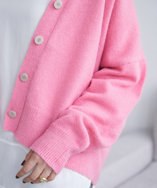 ECRIRE（エクリール）の「ショート丈ニットカーディガン（カーディガン/ボレロ・レディース・ピンク/ダークブラウン/ベージュ/ブルー・M/L）」の10枚目の写真