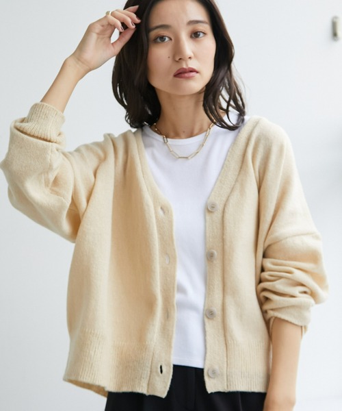 ECRIRE（エクリール）の「ショート丈ニットカーディガン（カーディガン/ボレロ・レディース・ピンク/ダークブラウン/ベージュ/ブルー・M/L）」の15枚目の写真