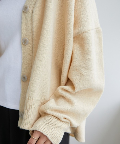 ECRIRE（エクリール）の「ショート丈ニットカーディガン（カーディガン/ボレロ・レディース・ピンク/ダークブラウン/ベージュ/ブルー・M/L）」の16枚目の写真