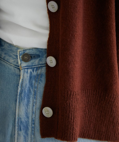 ECRIRE（エクリール）の「ショート丈ニットカーディガン（カーディガン/ボレロ・レディース・ピンク/ダークブラウン/ベージュ/ブルー・M/L）」の21枚目の写真