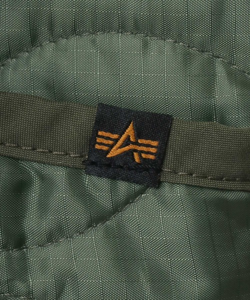 Alpha Industries（アルファインダストリーズ）の「ALPHA INDUSTRIES/アルファインダストリーズ QUILTED LINER JACKET/ビッグシルエット キルティングライナージャケット（ノーカラージャケット・メンズ・グリーン系その他/オリーブ/ブラック・M/L/XL）」の11枚目の写真
