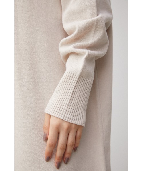 AZUL by moussy(アズールバイマウジー)の「TURTLE NECK SIMPLE OP/タートルネックシンプルワンピース(ワンピース・レディース・アイボリー/ブラック/ブルー・SMALL/MEDIUM)」の4枚目の写真