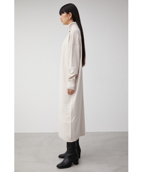AZUL by moussy(アズールバイマウジー)の「TURTLE NECK SIMPLE OP/タートルネックシンプルワンピース(ワンピース・レディース・アイボリー/ブラック/ブルー・SMALL/MEDIUM)」の18枚目の写真