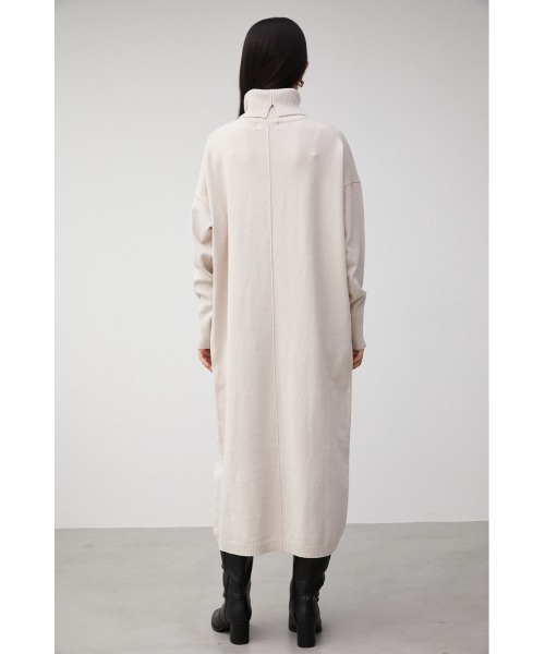 AZUL by moussy(アズールバイマウジー)の「TURTLE NECK SIMPLE OP/タートルネックシンプルワンピース(ワンピース・レディース・アイボリー/ブラック/ブルー・SMALL/MEDIUM)」の19枚目の写真