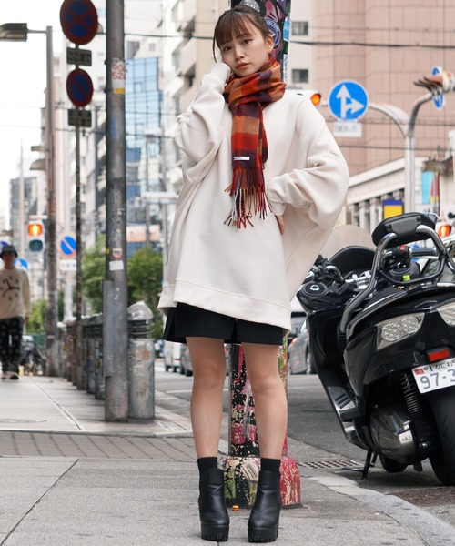1111clothing(ワンフォークロージング)の「【unisex】ミラノリブ ドルマン クルーニット / Milano Rib Dolman Crew Knit(ニット/セーター・メンズ・ダークブルー/ブラウン/ホワイト/グリーン/チャコールグレー/ワイン/グレイッシュベージュ/ブラック・M/L)」の9枚目の写真